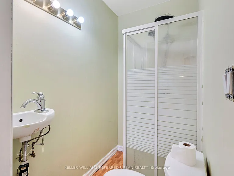66 Dunlop St W — Photo 11