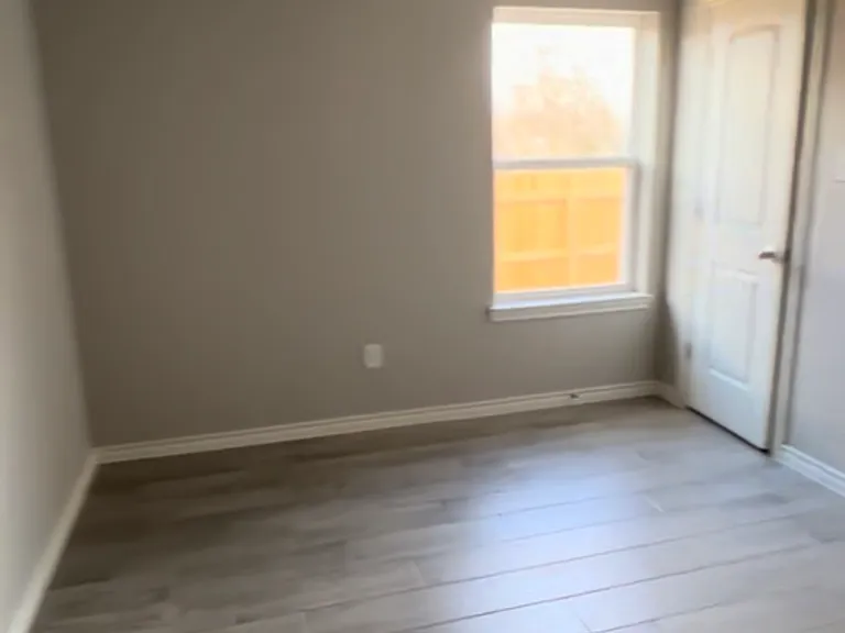2114 Saulsbury Dr #A — Photo 12