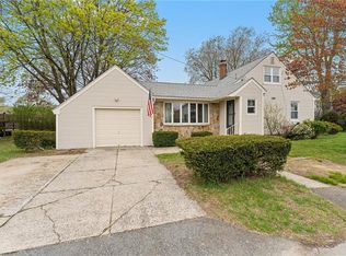 212 Wayland Ave, Cranston, RI 02920