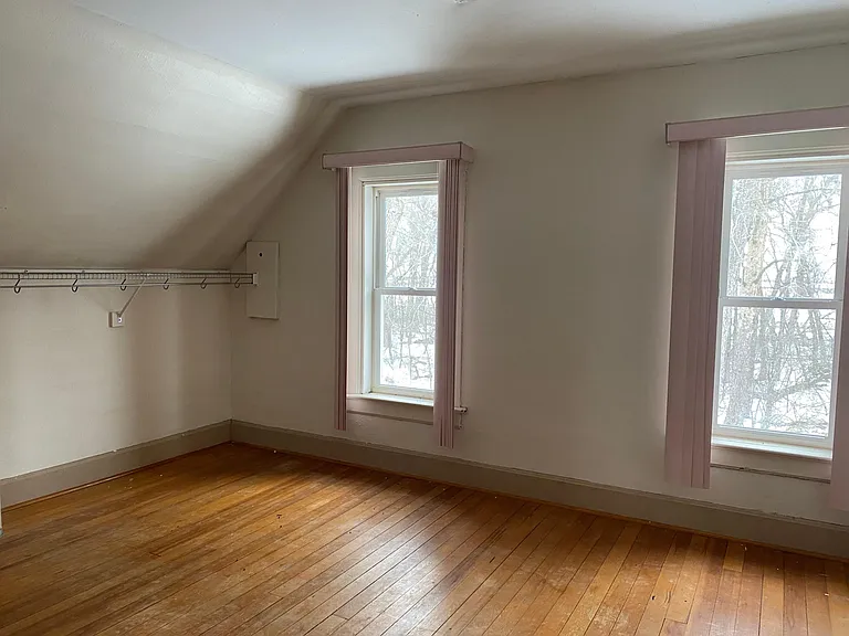 1445 County Rd E — Photo 21