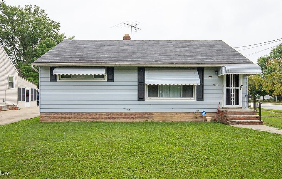 1st image of 4335 W 182nd St