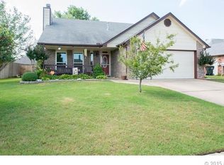 11943 N 107th Pl E, Collinsville, OK 74021