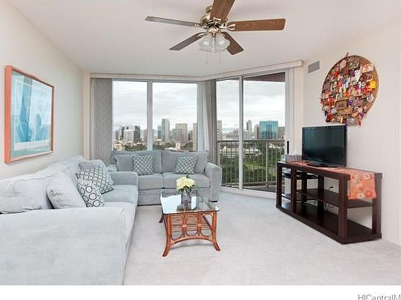 3rd image of 801 King St #2105