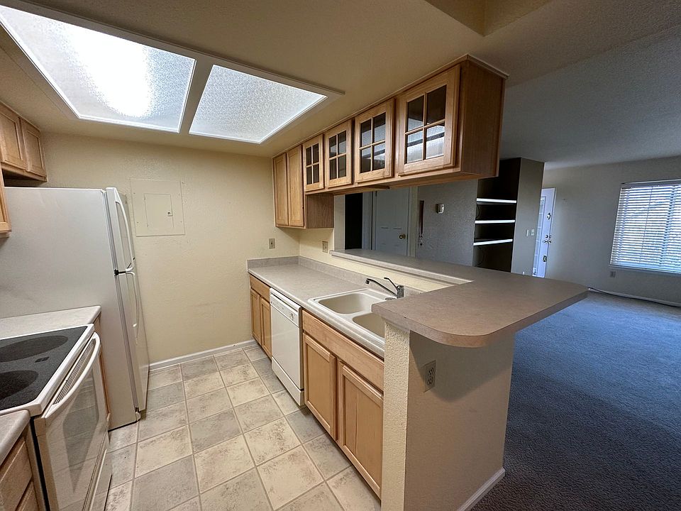 1st image of 9283 E Arbor Cir #0