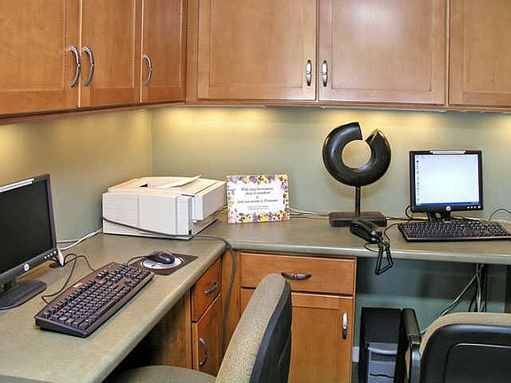 3rd image of 6125 Chasewood Pkwy APT 211