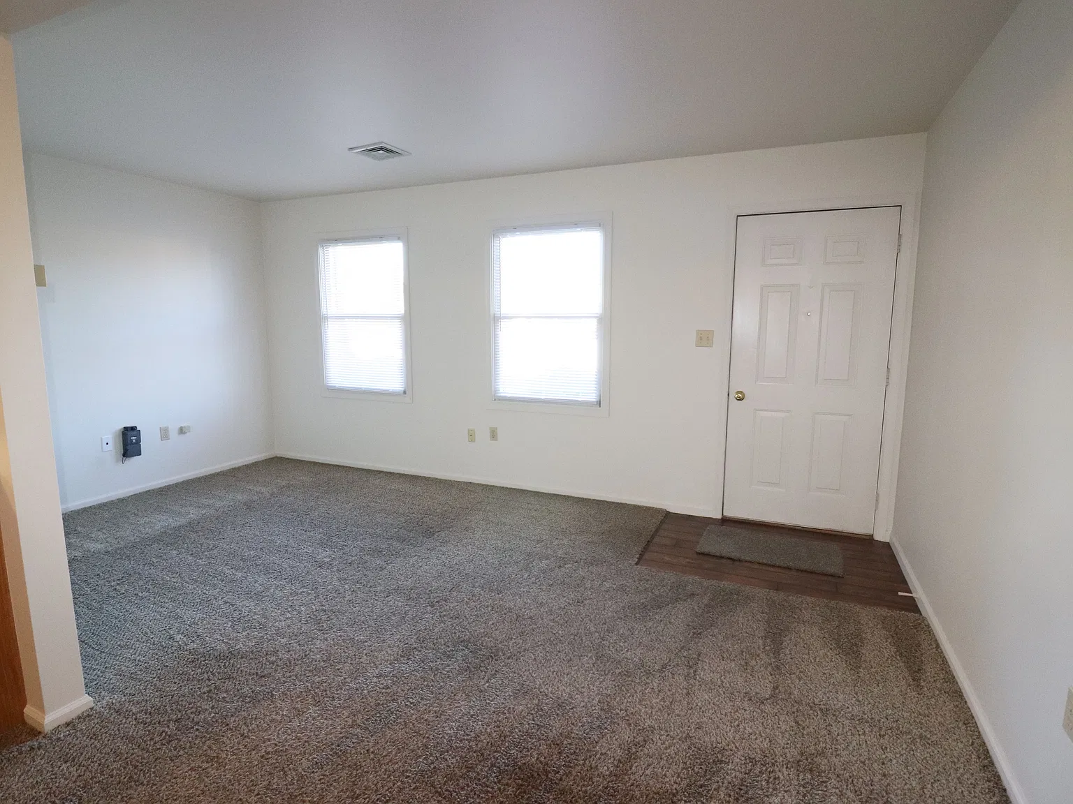 2 bed, $1,225 — Photo 3