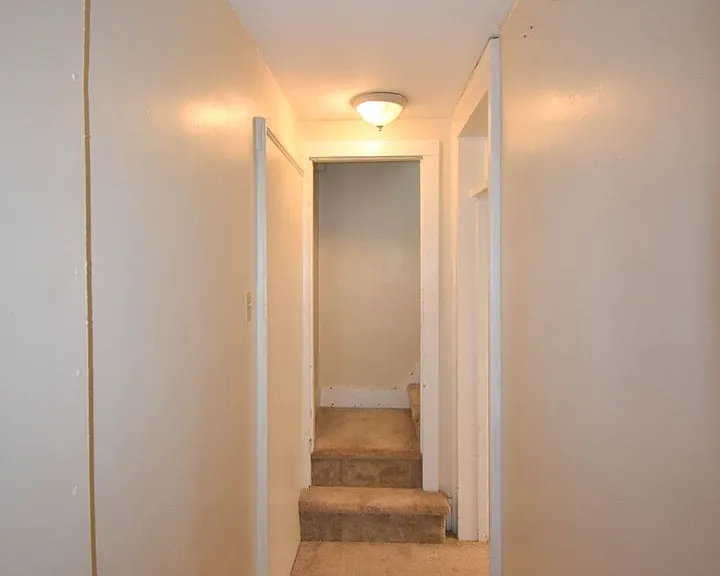 663 Bellefonte Ave — Photo 5