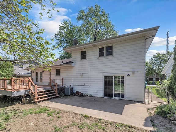 4th image of 416 Southampton Dr