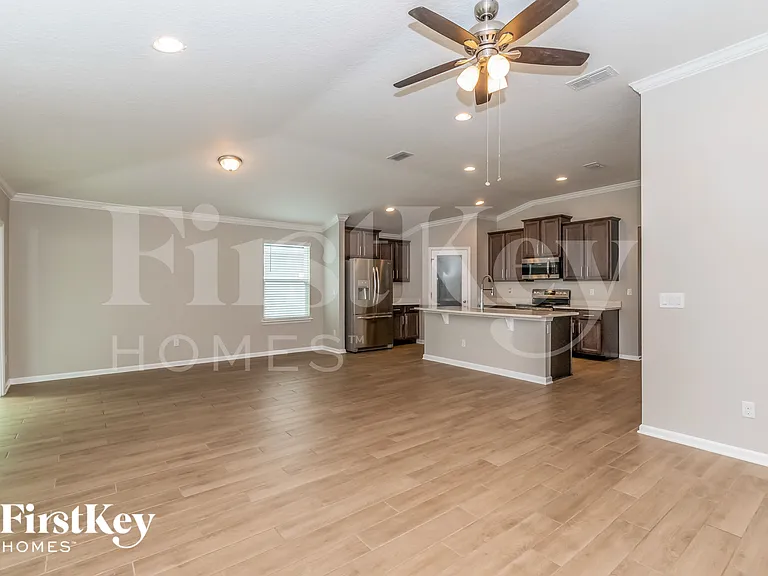 10112 Bengal Fox Dr — Photo 2
