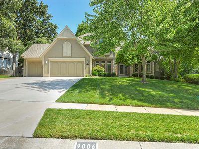 9006 W 139th Ter, Overland Park, KS, 66221