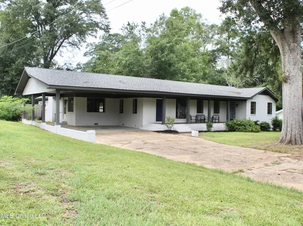 502 2nd Ave NW, Magee, MS 39111