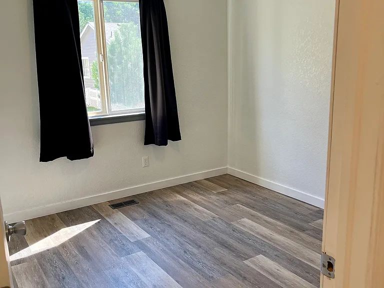 2344 Kermesite Ct — Photo 15