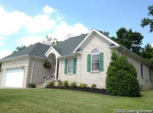 296 River Edge Dr, Shepherdsville, KY 40165