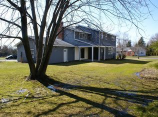 4909 Edgeworth Dr, Manlius, NY 13104