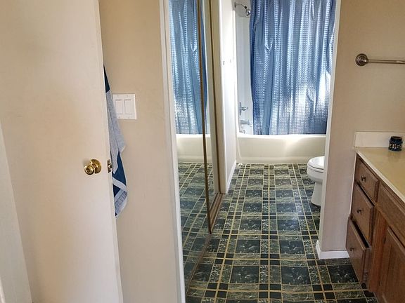 4th image of 1264 Mira Flores Dr