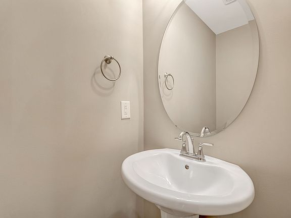 2nd image of 2506 E Main St #B1