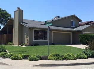 1316 Champion Oaks Dr, Roseville, CA 95661