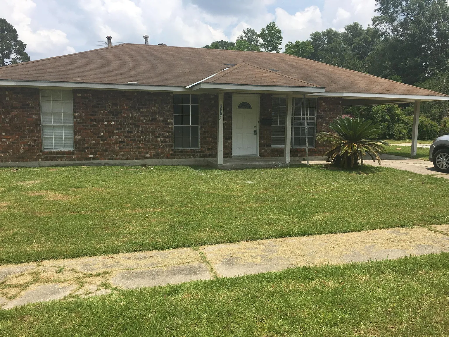 3 bed, 1141 sqft, $1,200 — Photo 1