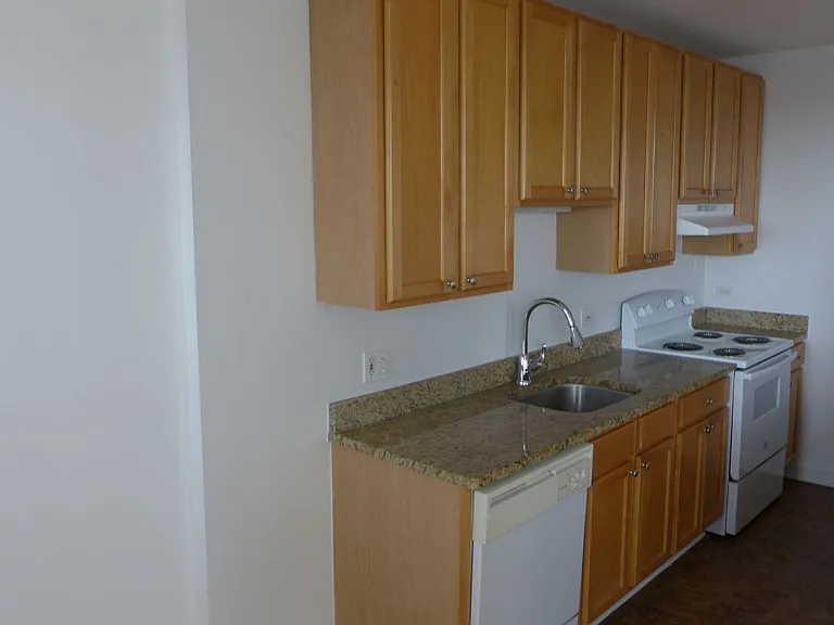 808-12 W Junior Terrace — Photo 77