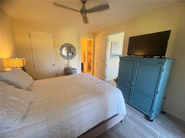 11908 Izarra Way #7003 — Photo 8