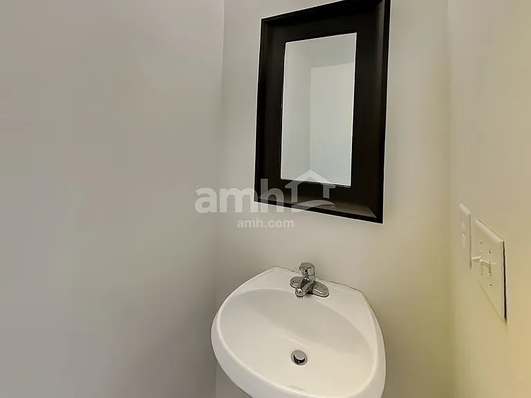15718 Lakepoint Forest Dr — Photo 7