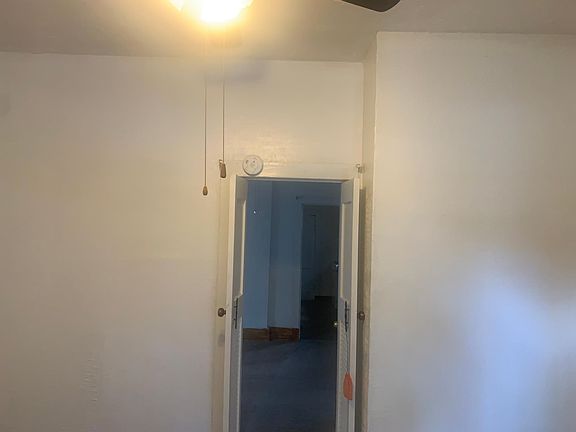 5th image of 6413 Leschen Ave
