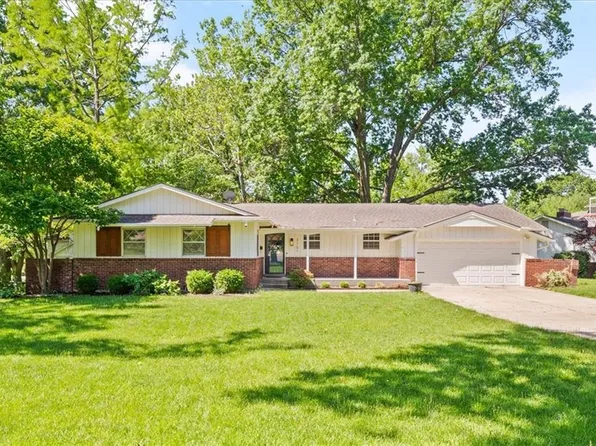 3701 W 96th St, Overland Park, KS 66206