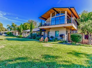 9722 Van Dyke Rd, Dallas, TX 75218