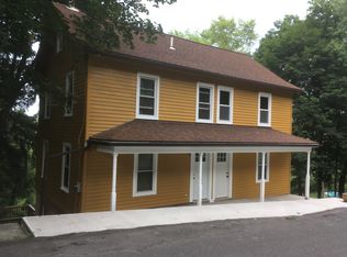 27 Riverside Ave, Coxsackie, NY 12051