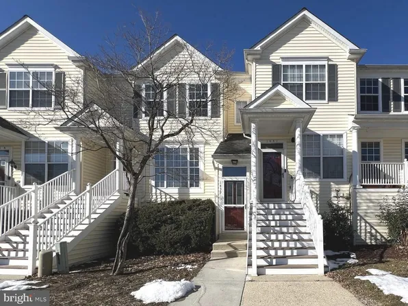 1439 Nestlewood Ct, Crofton, MD 21114