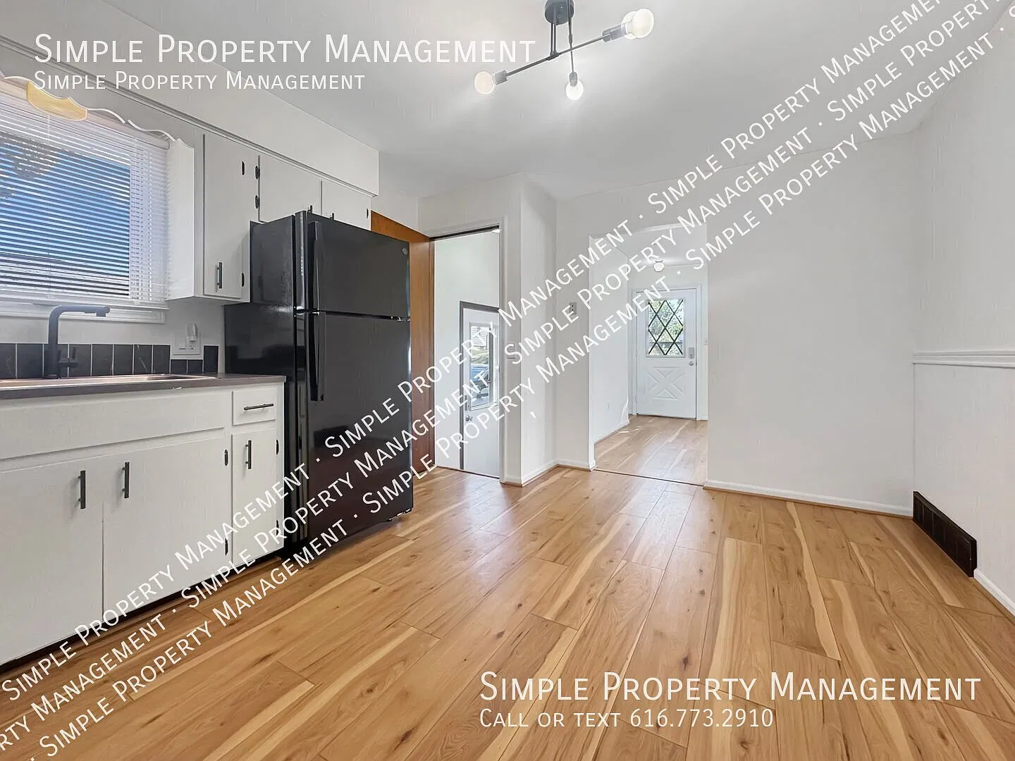 4 Bed 2 Bath with Finished Basement- Small Dog Welcome — Photo 4