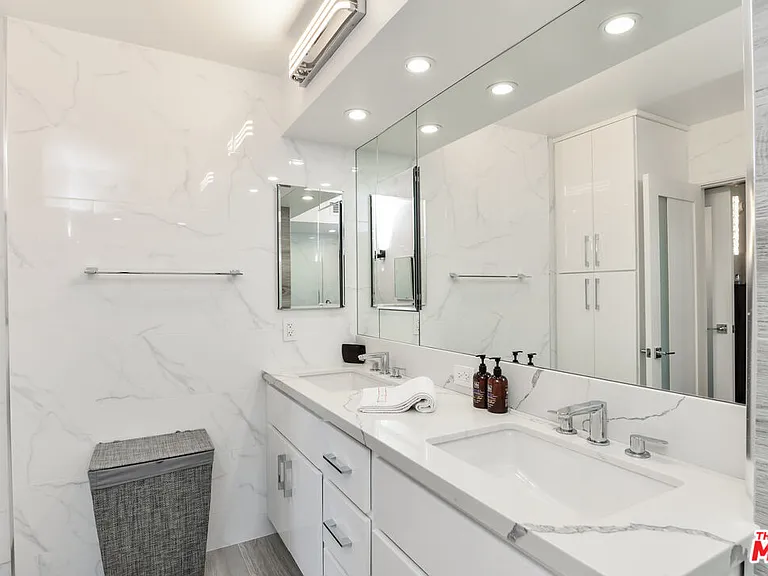 201 Ocean Ave #404P — Photo 15