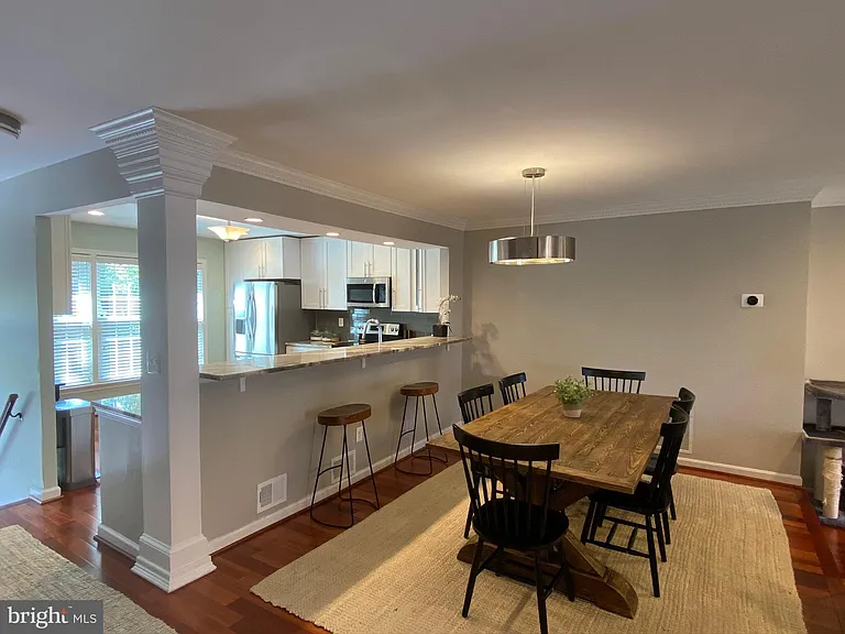 216 Gretna Green Ct — Photo 6