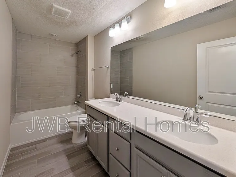 477 Albany Bay Blvd — Photo 16