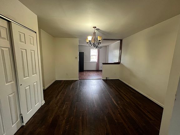 3rd image of 107XX Philcrest St