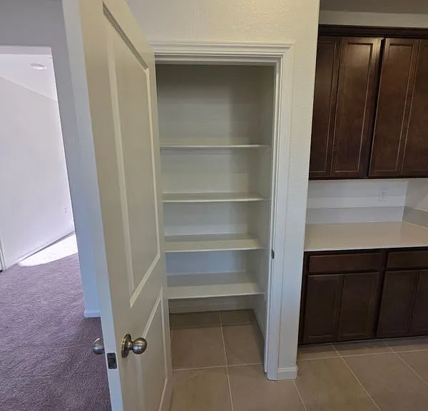 2386 Satin Leaf Ct — Photo 11