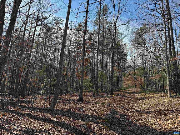 2nd image of 2301 Three Notch Rd