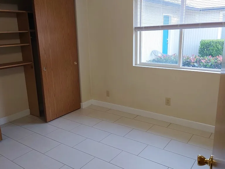322 Lorraine Ave #A — Photo 12