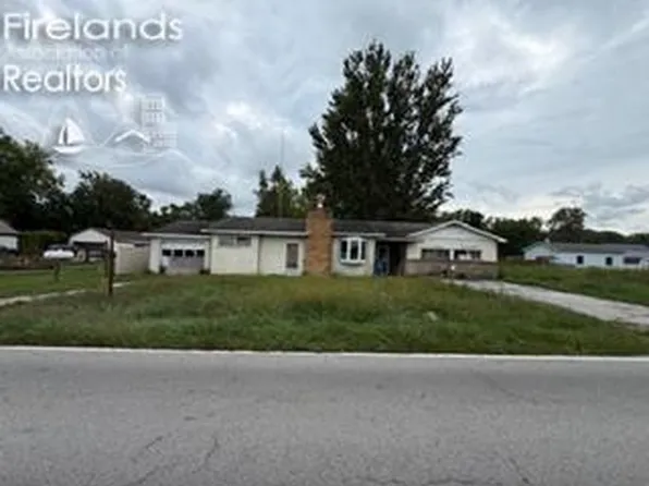 129 County Road 73, Fremont, OH 43420