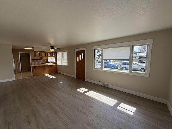 4th image of 1837 Wyoming Ave