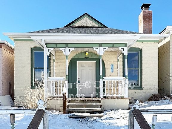 3rd image of 215 N 1st St