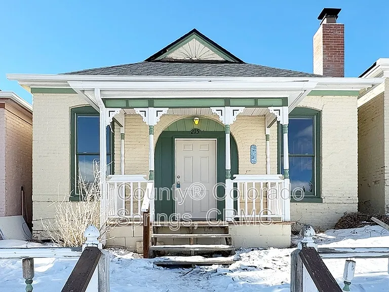 215 N 1st St — Photo 3