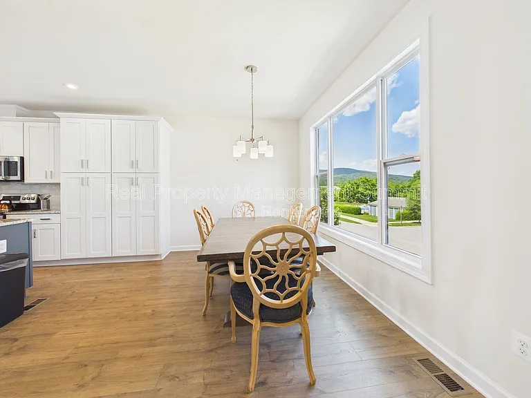 1241 Old Trail Dr — Photo 16