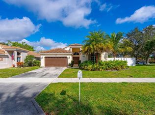 3955 Sabal Lakes Rd, Delray Beach, FL 33445
