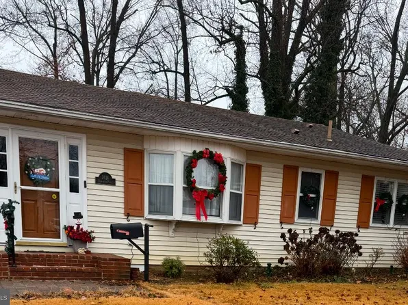 2414 Hammond Pl, Wilmington, DE 19808