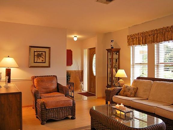 3rd image of 5848 Whistlewood Cir