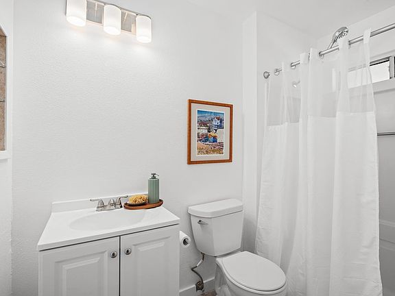 4th image of 1521 Ditty Avenue