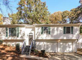 222 Cove Dr, Hiram, GA 30141