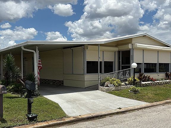 Handicap ramp entrance 