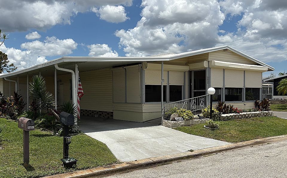 Handicap ramp entrance 